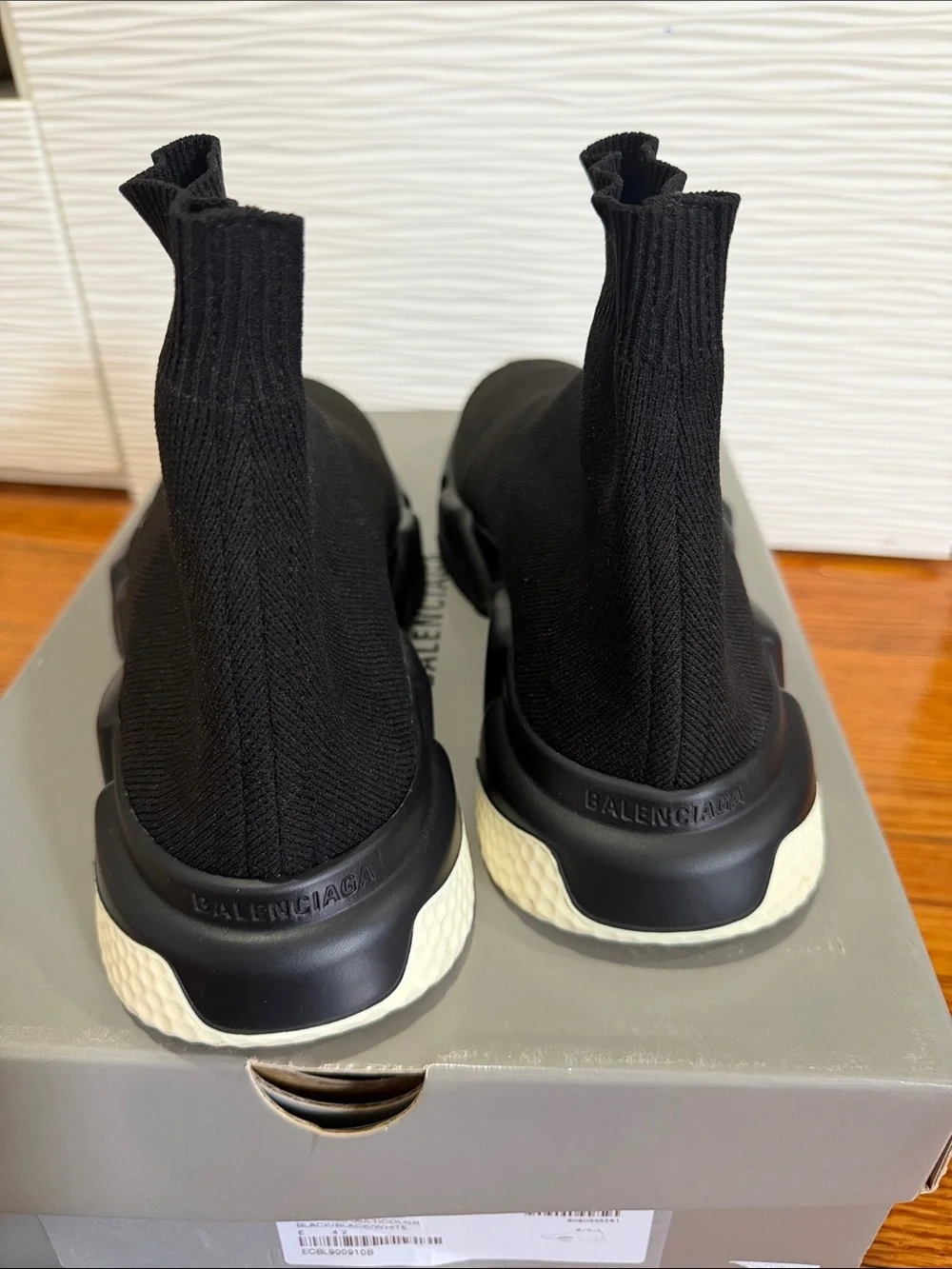 100% Authentic Balenciaga speed sneaker